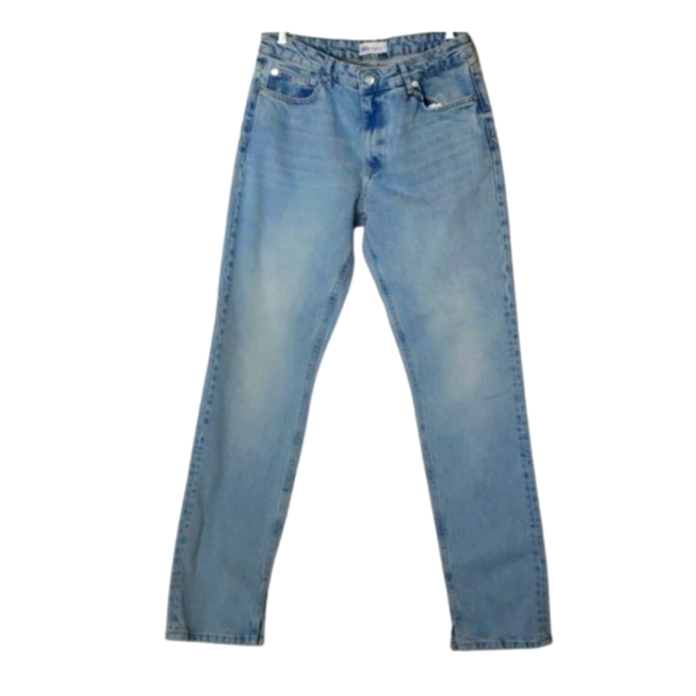 NWT Zara Blue Straight Jeans. Size 8. #2-0190